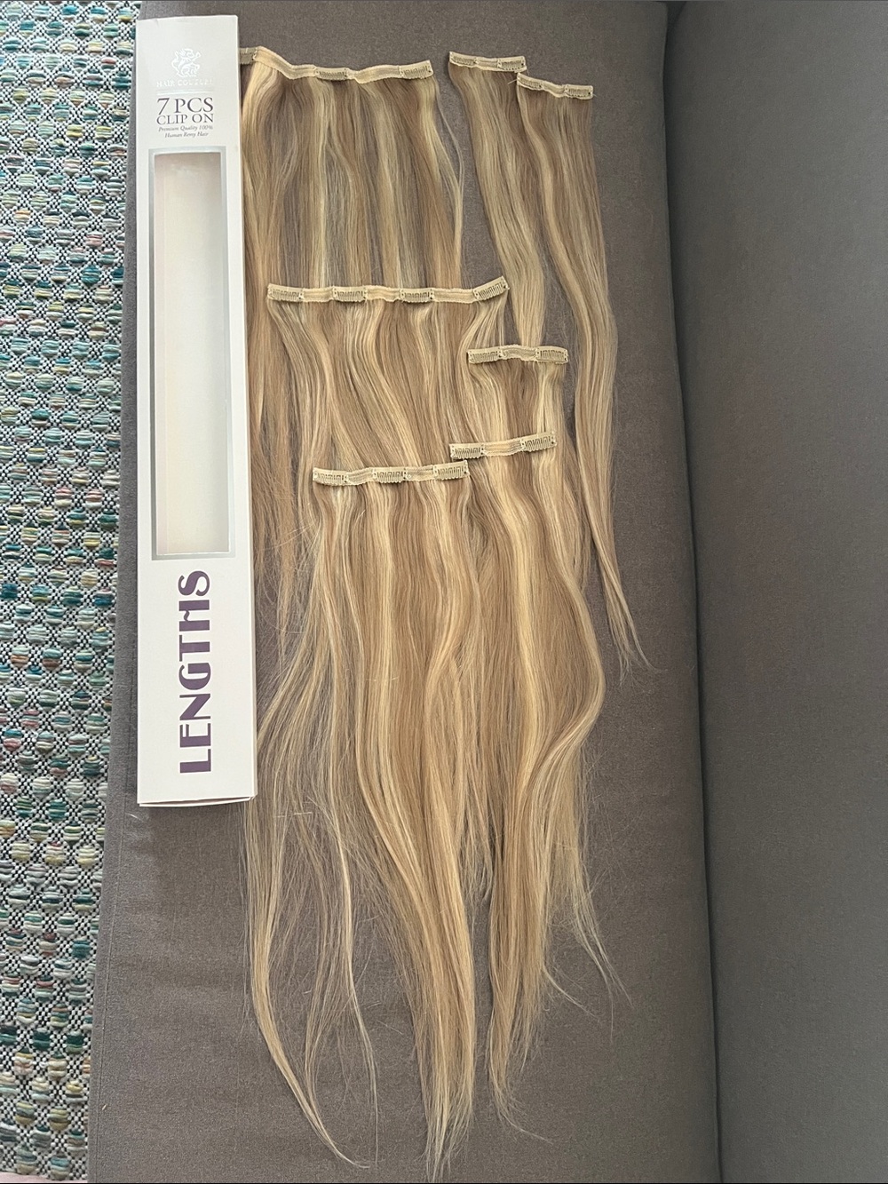 Hair Couture Lenghts 7-Piece Blonde 22” Clip-In Hair Extensions